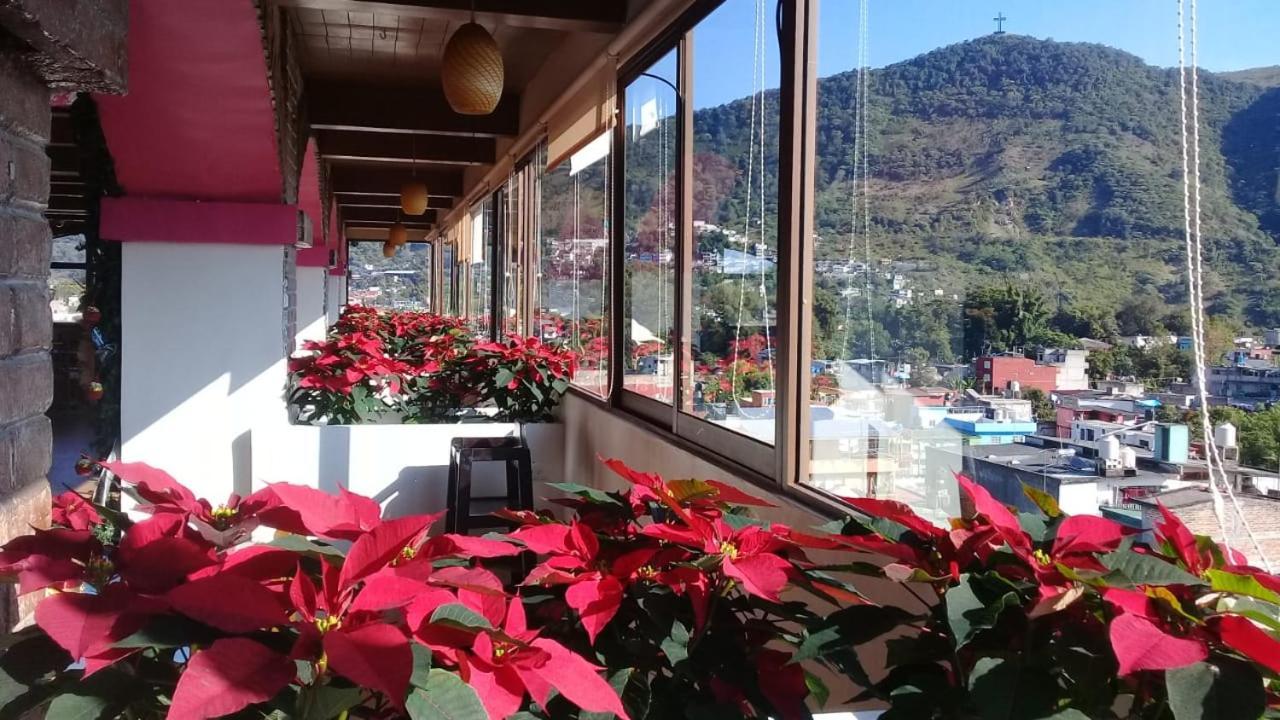 Hotel Villa De Cortez Xicotepec de Juarez Екстериор снимка