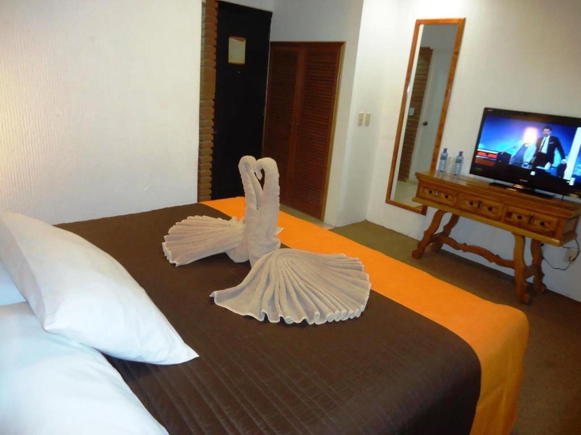 Hotel Villa De Cortez Xicotepec de Juarez Екстериор снимка