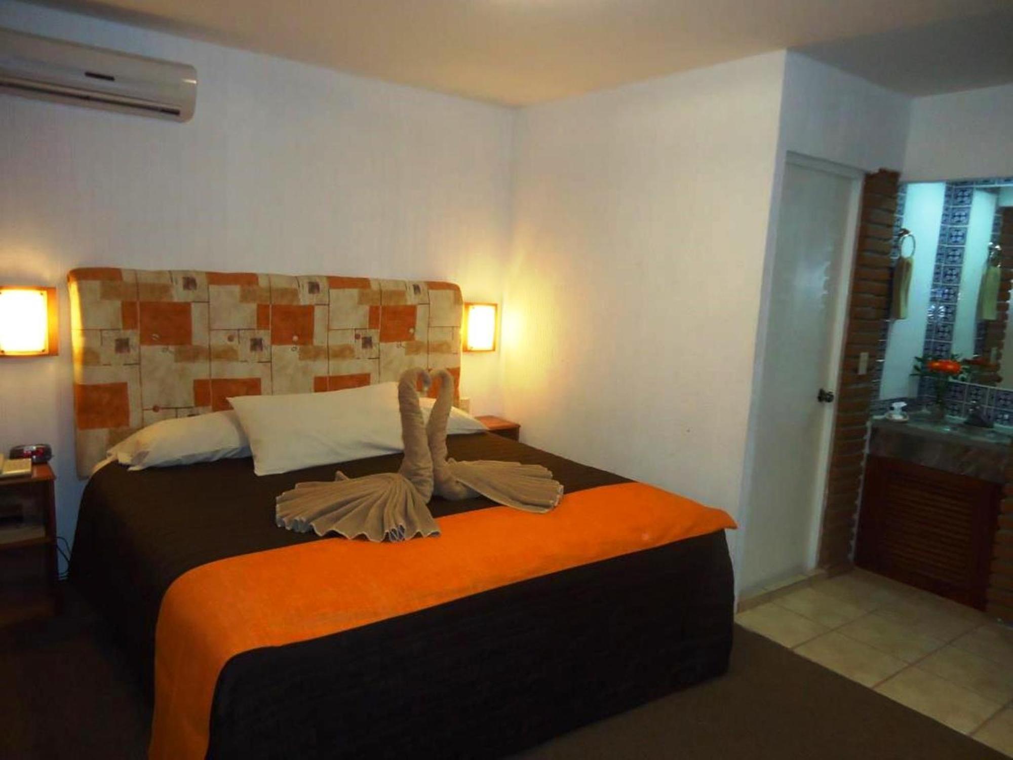 Hotel Villa De Cortez Xicotepec de Juarez Екстериор снимка