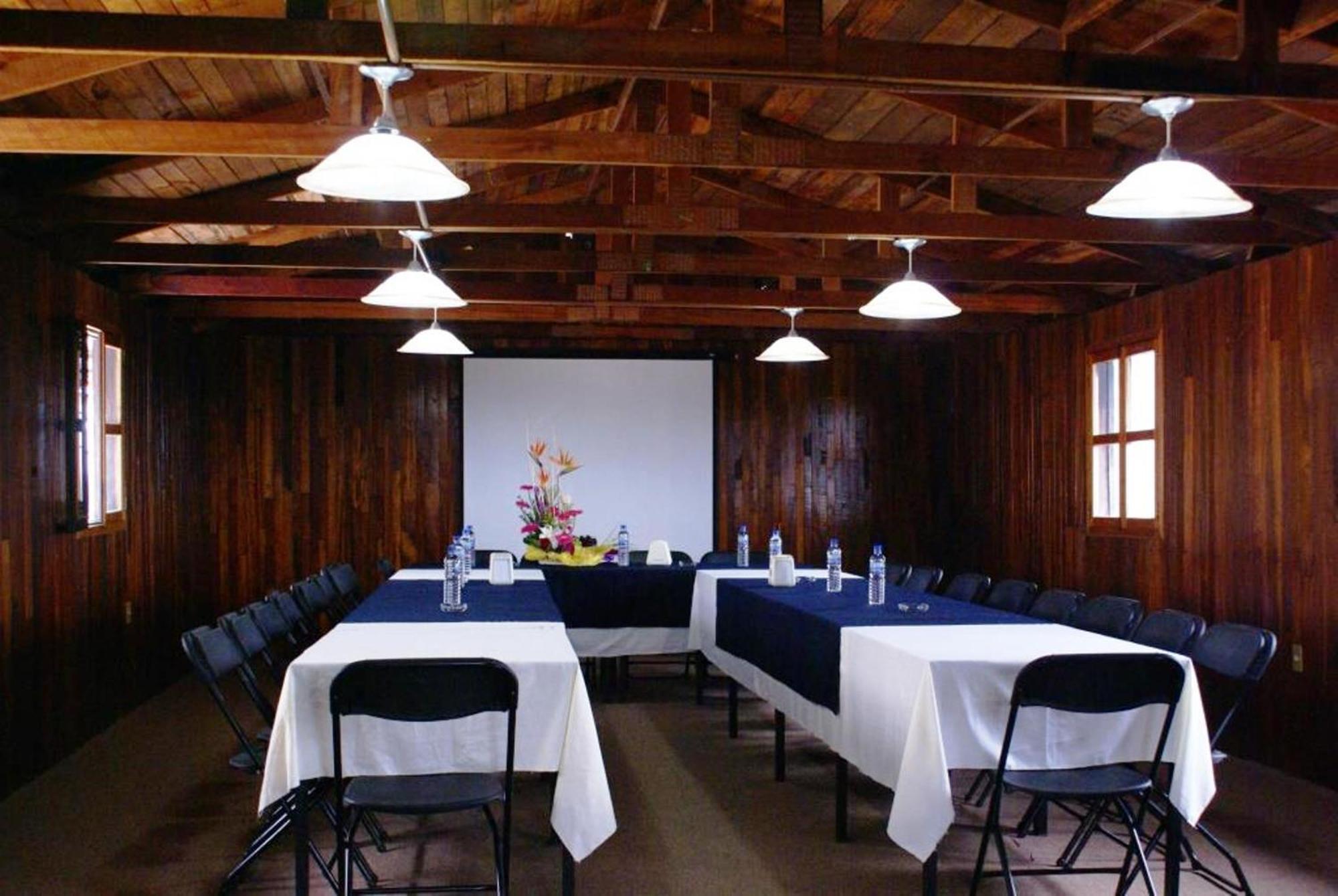 Hotel Villa De Cortez Xicotepec de Juarez Екстериор снимка