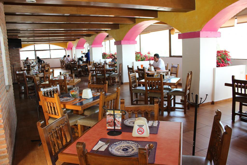 Hotel Villa De Cortez Xicotepec de Juarez Екстериор снимка