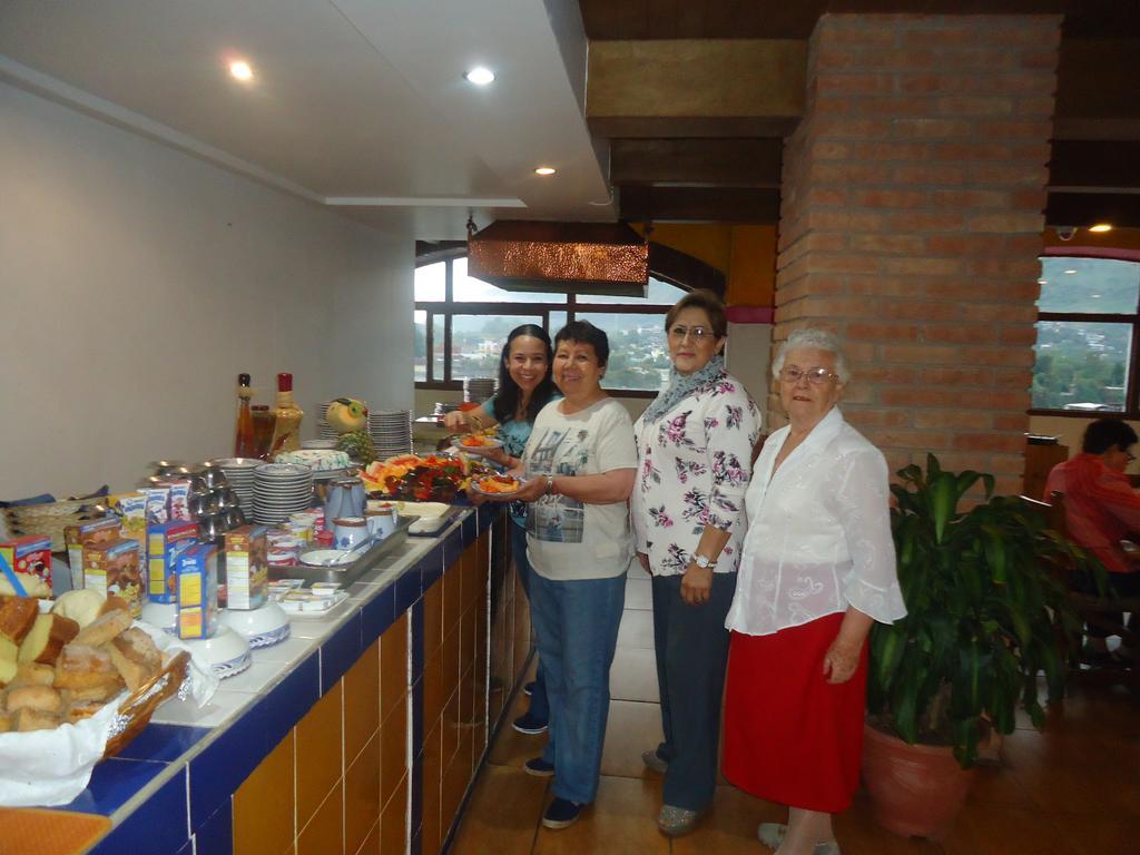 Hotel Villa De Cortez Xicotepec de Juarez Екстериор снимка