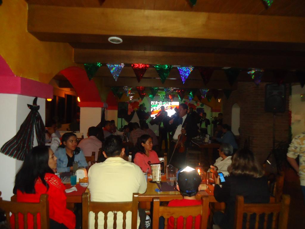 Hotel Villa De Cortez Xicotepec de Juarez Екстериор снимка